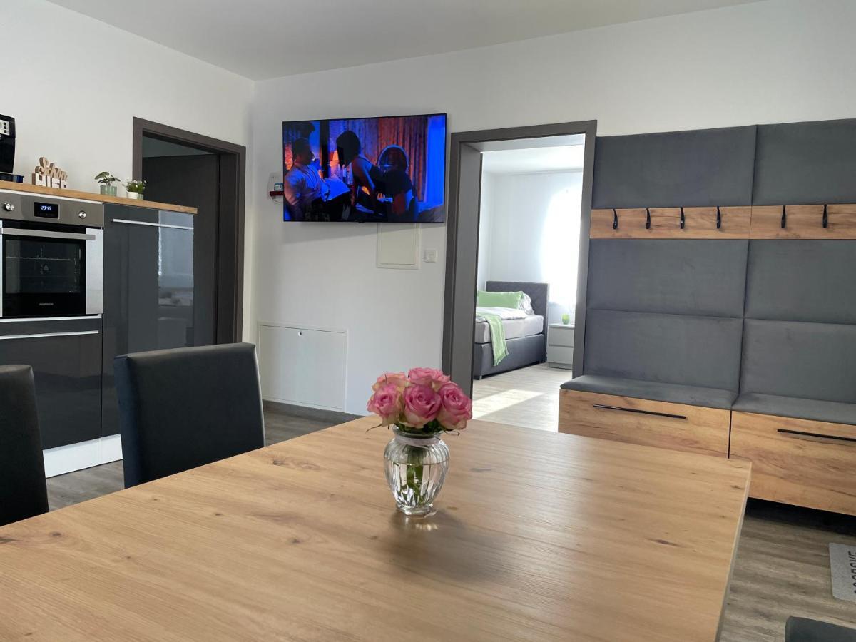 Wohnung Fuer Berufstaetige Hünfeld Екстериор снимка